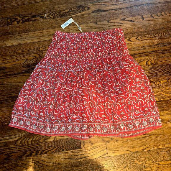 New Max Studio Skirt - Picture 2 of 4